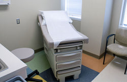 5 Features of a Patient-Friendly Exam Table