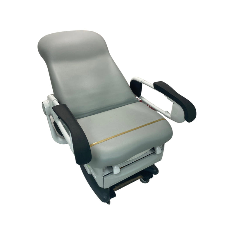 MIDMARK 626 BARRIER-FREE EXAMINATION CHAIR NEW OPEN BOX